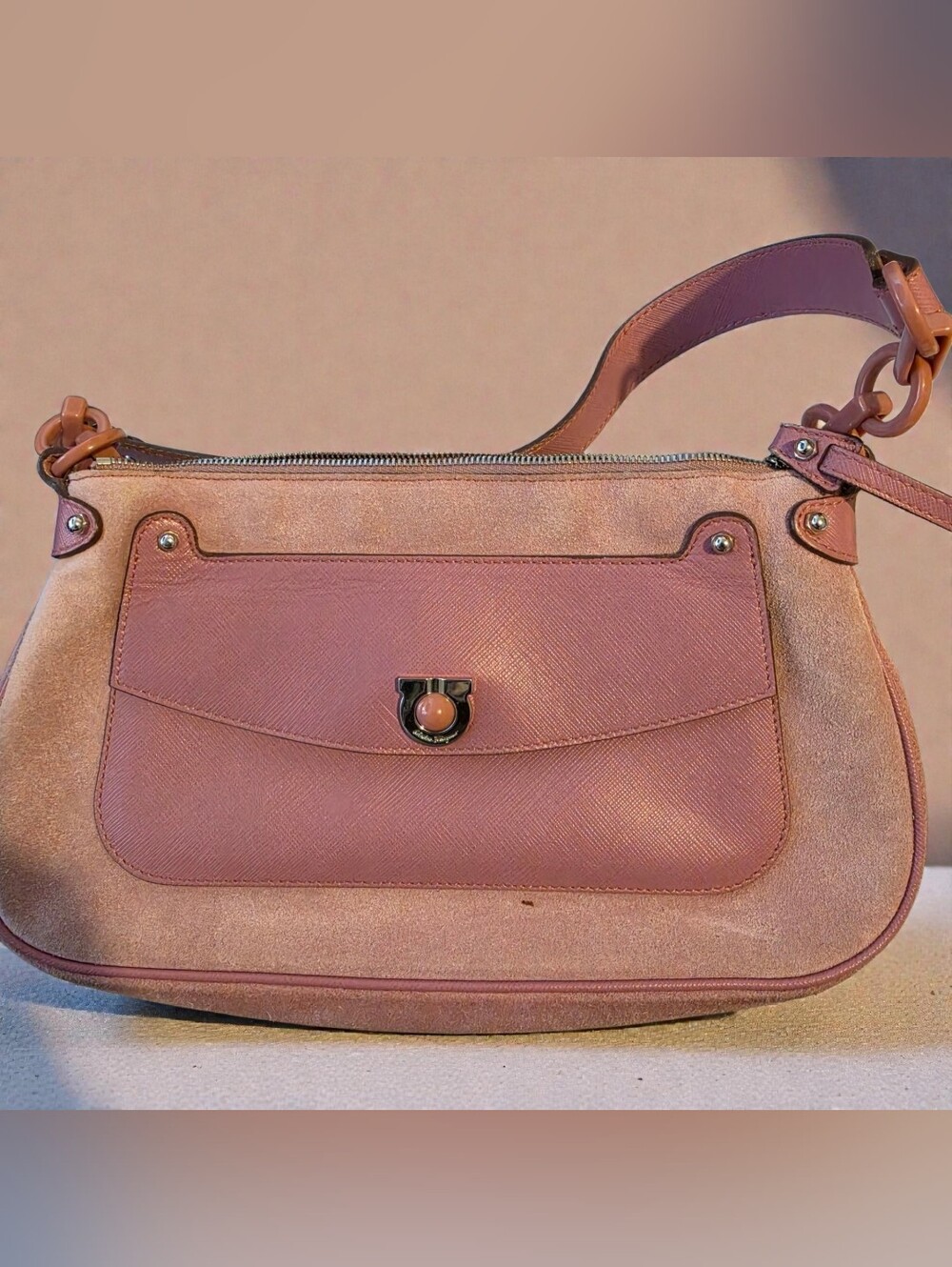 Salvatore Ferragamo Gancini Bagette